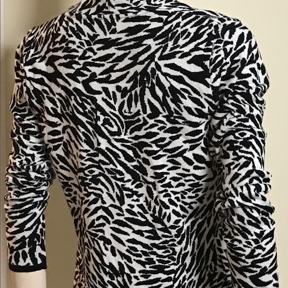 Dana Buchman Signature - Picture 6 of 7